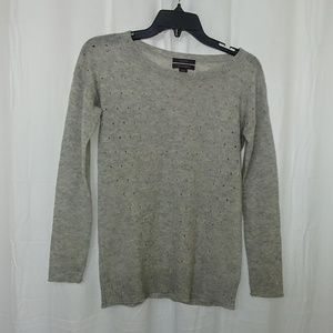 100% cashmere sweater NWOT
